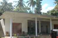 Exterior Nadun Rest