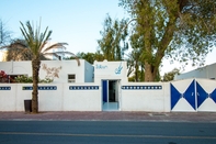 Exterior Sokoun A True Emirati House by the Beach