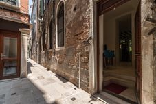 Luar Bangunan Orione Design Flat