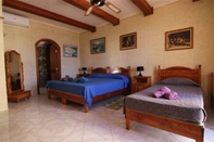 Bedroom Happy & Healthy Farmhouse Gozo