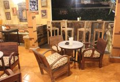 Others 7 Lovina Palace