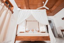 Others Lovina Palace