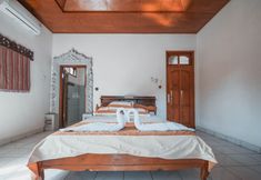 Others 3 Lovina Palace