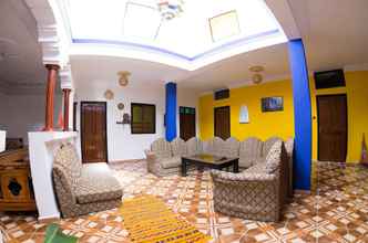 Lobi 4 Sunset Surfhouse - Hostel