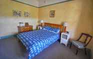 Kamar Tidur 4 Brigalow Cottage