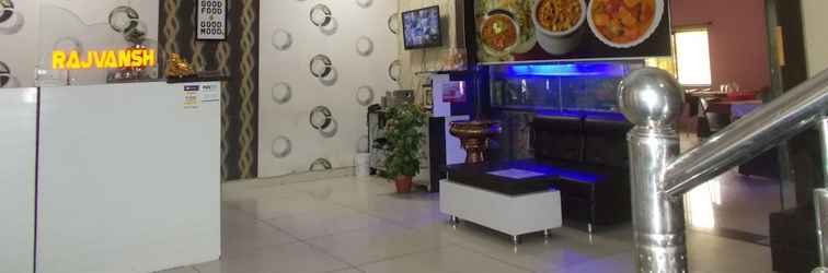 Lobby Hotel Rajvansh