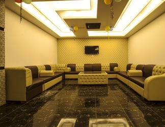 Lobby 2 Exotica Sampan