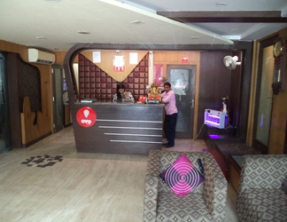 Lobi 2 Hotel Kochar Plaza