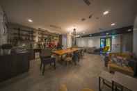 Bar, Kafe dan Lounge Watermark Hotel