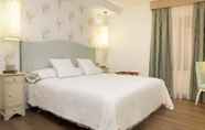 Bilik Tidur 3 Hotel Hierbaluisa