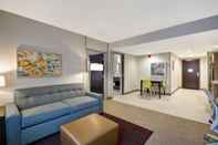 Common Space Home2 Suites by Hilton Columbus Airport East Broad