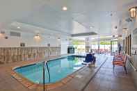 Swimming Pool Courtyard by Marriott Long Island Islip/Courthouse Complex