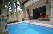 Swimming Pool 3 Sama's Cottages and Villas