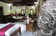 Kamar Tidur 7 Sama's Cottages and Villas