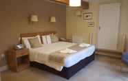 Bedroom 2 Windermere Manor Hotel