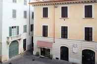 Exterior Comfortable Apartment Cavour Square