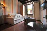 Common Space Comfortable Apartment Cavour Square