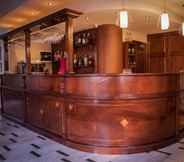 Quầy bar, cafe và phòng lounge 7 Hotel Edelweiss