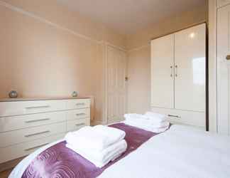 Bedroom 2 Holiday Home - Sleeps 7