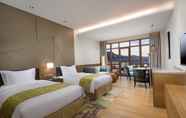 Bedroom 2 Holiday Inn Resort Zhangjiakou Chongli, an IHG Hotel