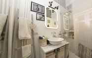 In-room Bathroom 7 Be Apartments Uberti