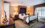 Kamar Tidur 7 The Lord Bute Hotel & Restaurant