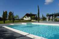 Swimming Pool Casale delle Ronde B&B