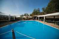 Hồ bơi Hotel Villa Danilo