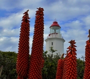 Nearby View and Attractions 2 Walkerbay Accommodation