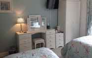 Kamar Tidur 4 Dunster Mill House