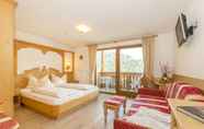 ห้องนอน 5 Hotel Alpenrose