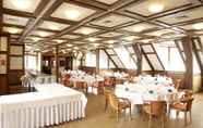 Nhà hàng 3 Hotel Restaurant zur Linde