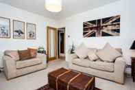 Ruang Umum Stylish One Bedroom Flat in Vauxhall