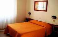Bedroom 6 Hotel Arpa