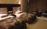 ห้องนอน 2 Luoyang Aviation Hotel