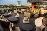 Bar, Kafe dan Lounge Courtyard by Marriott Bengaluru Hebbal