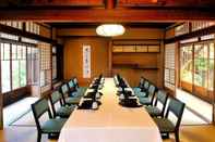 Ruangan Fungsional Heihachi Tea House Inn