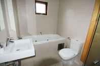 Toilet Kamar Snowstream 4