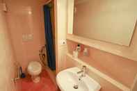 In-room Bathroom Rental In Rome Monti Suite Terrace