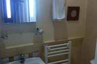 Toilet Kamar Prestwick Airport Hotel