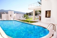 Swimming Pool Villa Sandra Torba - 5 Bedrooms