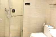 In-room Bathroom Xi'an Phoenix Holiday Hotel