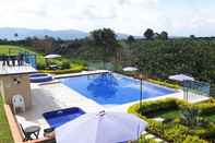 Swimming Pool Hotel Campestre Reino Quindiano