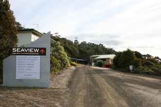 Exterior 4 Seaview Holiday Park and  Hostel