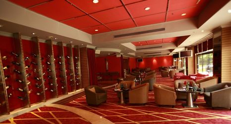 로비 2 5L Hotel Beijing CBD (Former Traders Beijing)