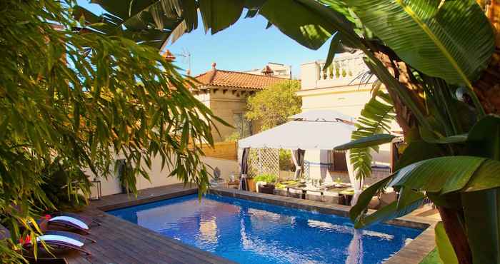 Swimming Pool Villa Victoria Barcelona