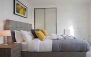 Bedroom 7 Tailored Stays - De Havilland House