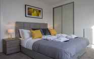 Bedroom 6 Tailored Stays - De Havilland House