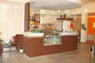 Bar, Kafe dan Lounge Hotel Bed & Business