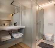 Toilet Kamar 6 Santa Justa 77 -Lisbon Luxury Apartments